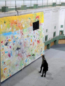 Toile "sans titre" de 5 x 10 m à l'exposition "Abstraction Libre" dans l'espace de 4000 m² au chais des Moulins à Sète en 2016